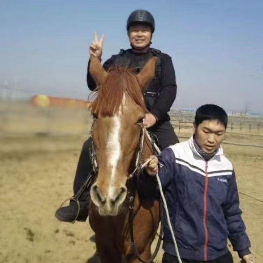 喜迎国庆特别报道-中国著名易学名家谭业波