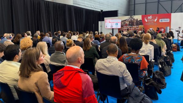 工来工往亮相2025日内瓦国际人道主义应急与救援展（AidEx）